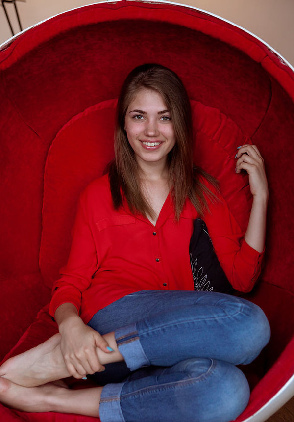 Анна, 24 года, 7 размер груди